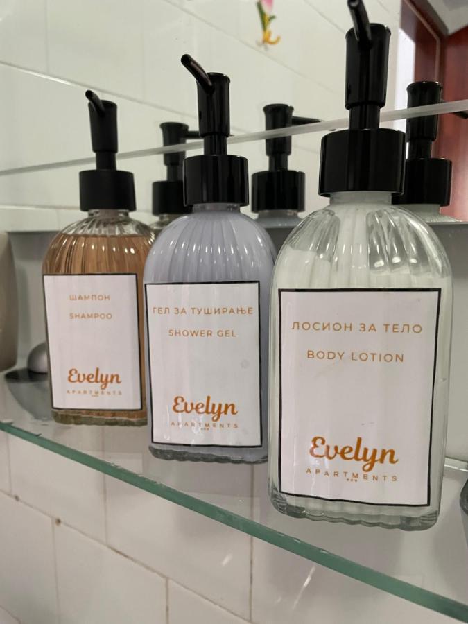 Apartments Evelyn オフリド エクステリア 写真